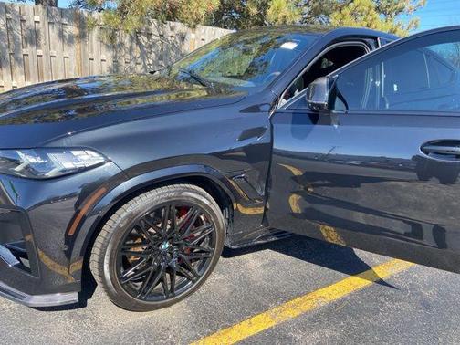 2025 BMW X6 M Base