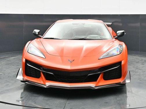 Sebring Orange Tintcoat 2026 Chevrolet Corvette Z06