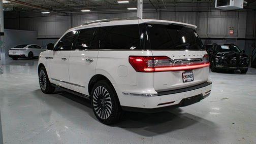 2018 Lincoln Navigator Black Label
