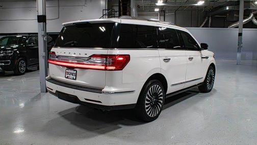 2018 Lincoln Navigator Black Label