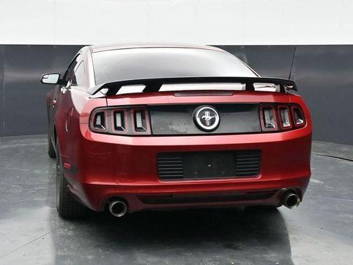 Red 2014 Ford Mustang