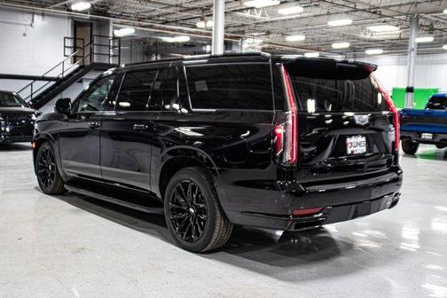 2022 Cadillac Escalade ESV Sport Platinum