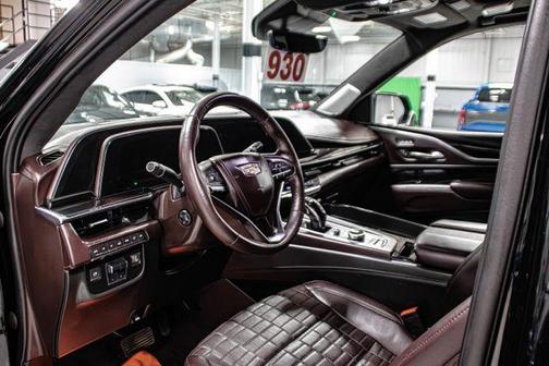 2022 Cadillac Escalade ESV Sport Platinum