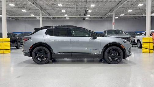 2026 Chevrolet Equinox EV RS