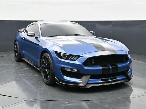 Blue Metallic 2019 Ford Shelby GT350 Base