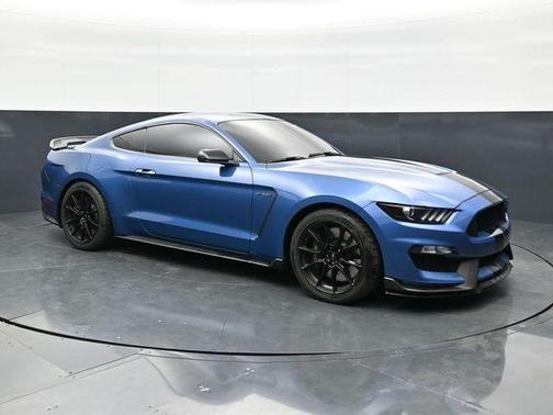 Blue Metallic 2019 Ford Shelby GT350 Base