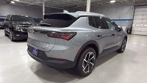 2026 Chevrolet Equinox EV LT 2