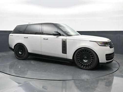 Borasco Grey 2025 Land Rover Range Rover P615 SV
