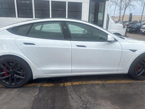 2024 Tesla Model S Plaid