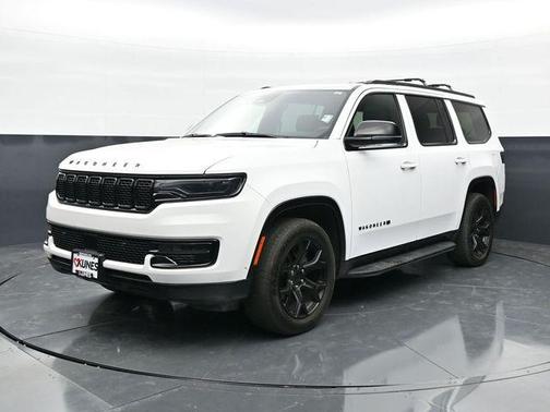 Bright White Clearcoat 2024 Jeep Wagoneer Series II