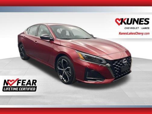 Scarlet Ember 2025 Nissan Altima SR