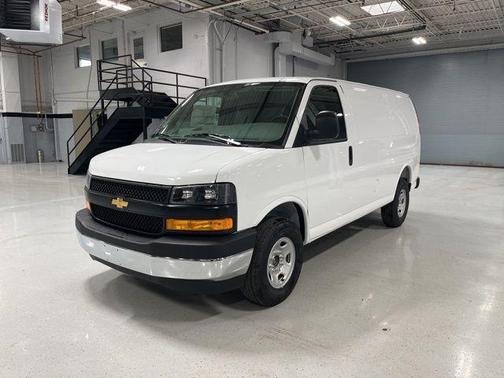 Summit White 2026 Chevrolet Express 2500 Work Van