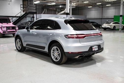 2020 Porsche Macan Base