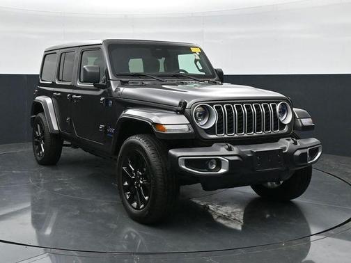 Granite Crystal Clearcoat Metallic 2025 Jeep Wrangler 4xe Sahara