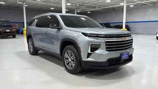 2024 Chevrolet Traverse LT