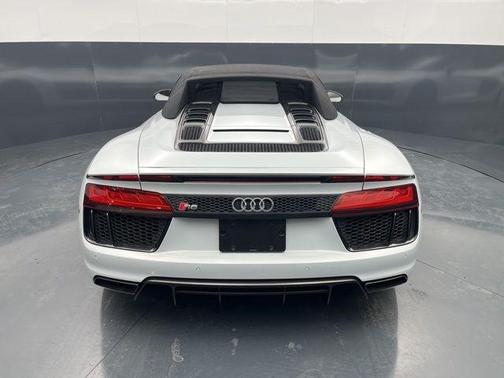 2018 Audi R8 5.2 V10 plus