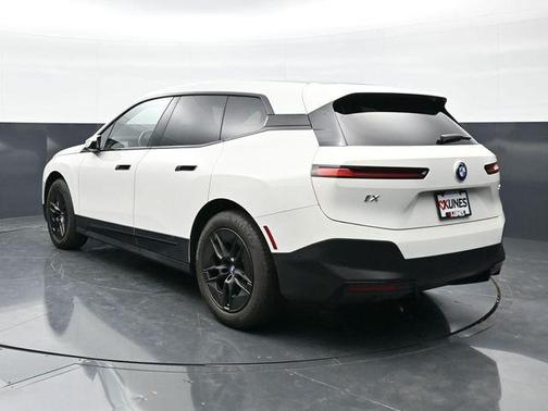 Alpine White 2024 BMW iX xDrive50