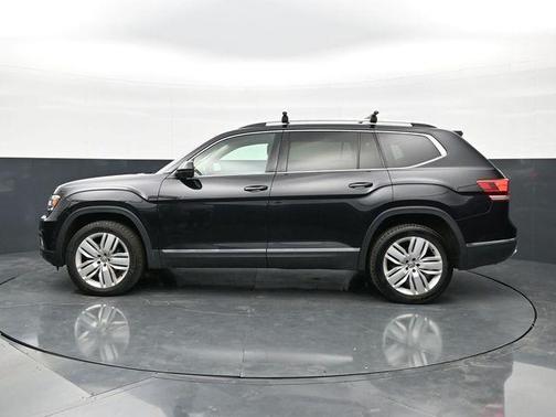 Deep Black Pearl Effect 2018 Volkswagen Atlas 3.6L SEL Premium