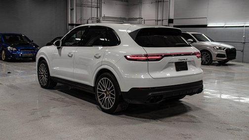 2023 Porsche Cayenne S Platinum Edition