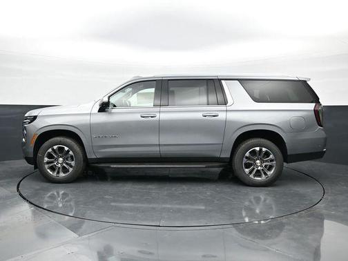 Sterling Gray Metallic 2026 Chevrolet Suburban LT