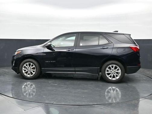 Midnight Blue Metallic 2021 Chevrolet Equinox LS