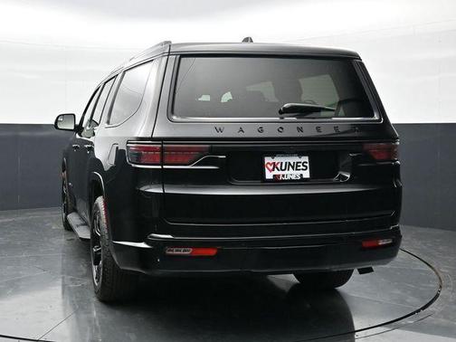 Diamond Black 2024 Jeep Wagoneer Series II