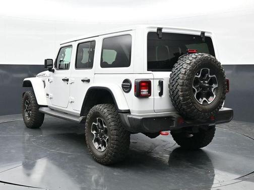 Bright White Clearcoat 2023 Jeep Wrangler Rubicon