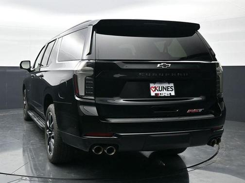 Black 2025 Chevrolet Suburban RST