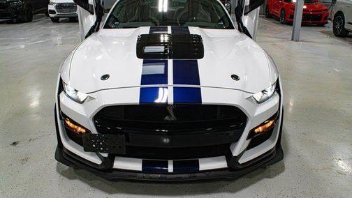 2020 Ford Shelby GT500 Base