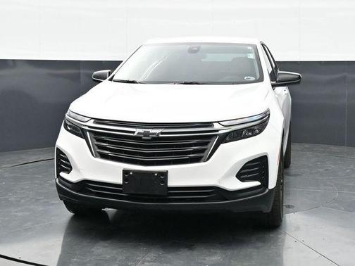 Summit White 2023 Chevrolet Equinox LS