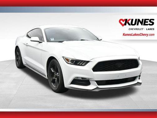Oxford White 2015 Ford Mustang V6