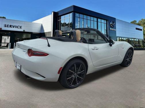 2025 Mazda MX-5 Miata Grand Touring