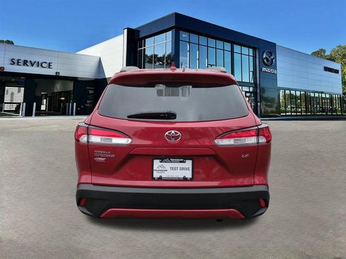 2023 Toyota Corolla Cross LE
