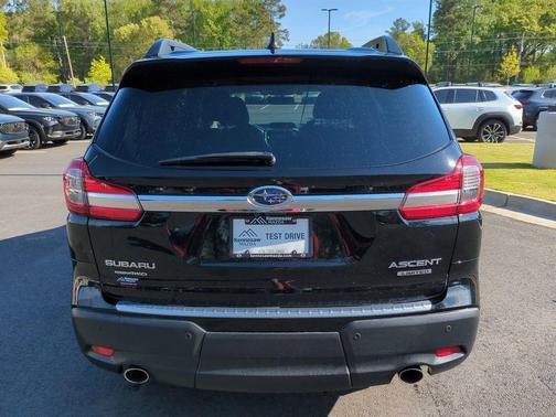 Crystal Black Silica 2019 Subaru Ascent Limited 7-Passenger