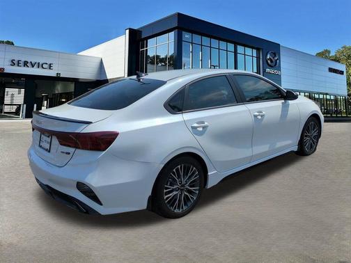 Snow White Pearl 2023 Kia Forte GT-Line