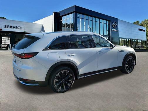 2024 Mazda CX-90 PHEV Premium Plus
