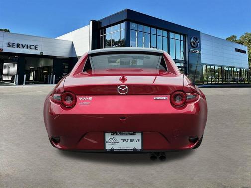 Soul Red Crystal Metallic 2026 Mazda MX-5 Miata Grand Touring
