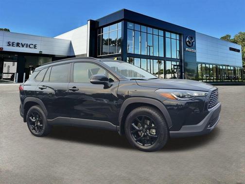 2025 Toyota Corolla Cross LE