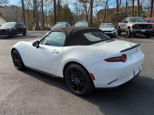 2025 Mazda MX-5 Miata Club