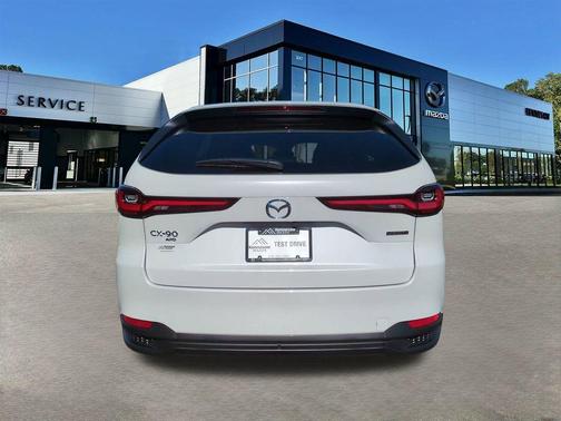2026 Mazda CX-90 SE