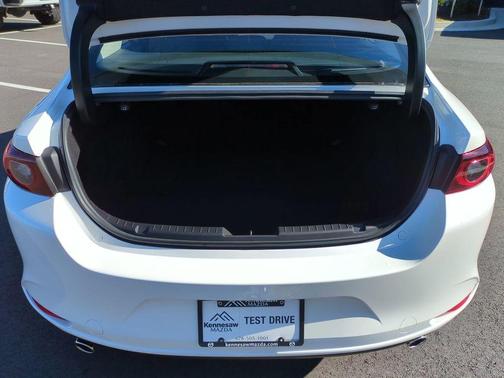 Snowflake White Pearl 2026 Mazda Mazda3 2.5 S