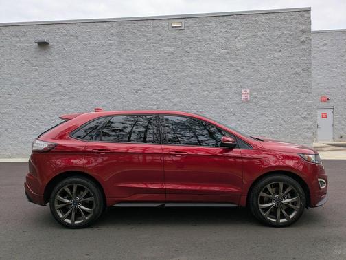2016 Ford Edge Sport