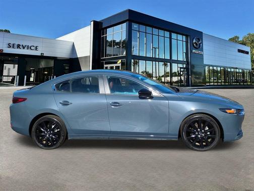 2023 Mazda Mazda3 2.5 S Carbon Edition