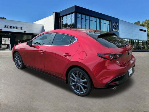 Soul Red Crystal Metallic 2026 Mazda Mazda3 FWD w/Preferred Package