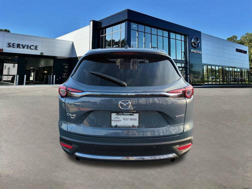 2023 Mazda CX-9 Carbon Edition