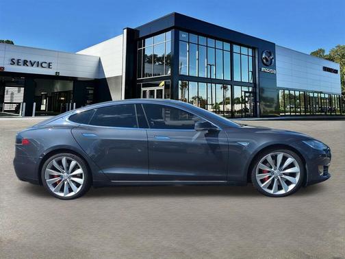 2016 Tesla Model S P90D