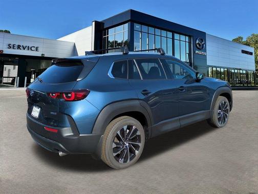 2026 Mazda CX-50 Premium Plus