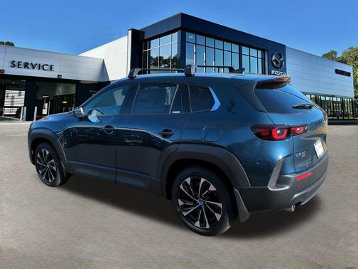 2026 Mazda CX-50 Premium Plus
