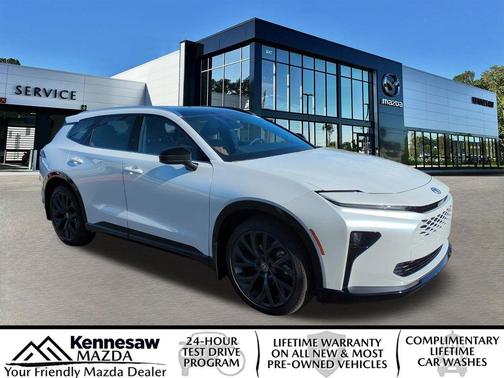 2025 Toyota Crown Signia LIMITED