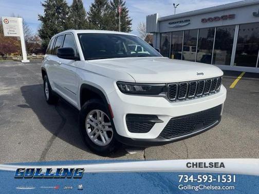 2023 Jeep Grand Cherokee Laredo 4x4